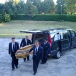 godny pogrzeb